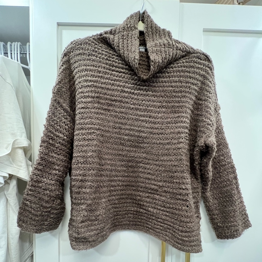 Aerie Turtleneck Sweater - size XS